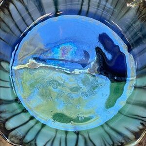 🌹Vintage EDGECOMB Pottery Art Bowl Iridescent Blue and Green